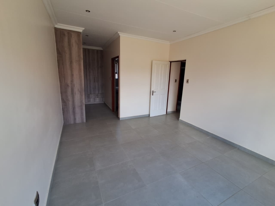 4 Bedroom Property for Sale in Mandela View Free State